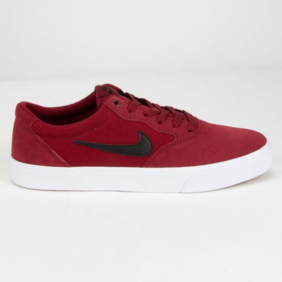 burgundy mens nike shoes